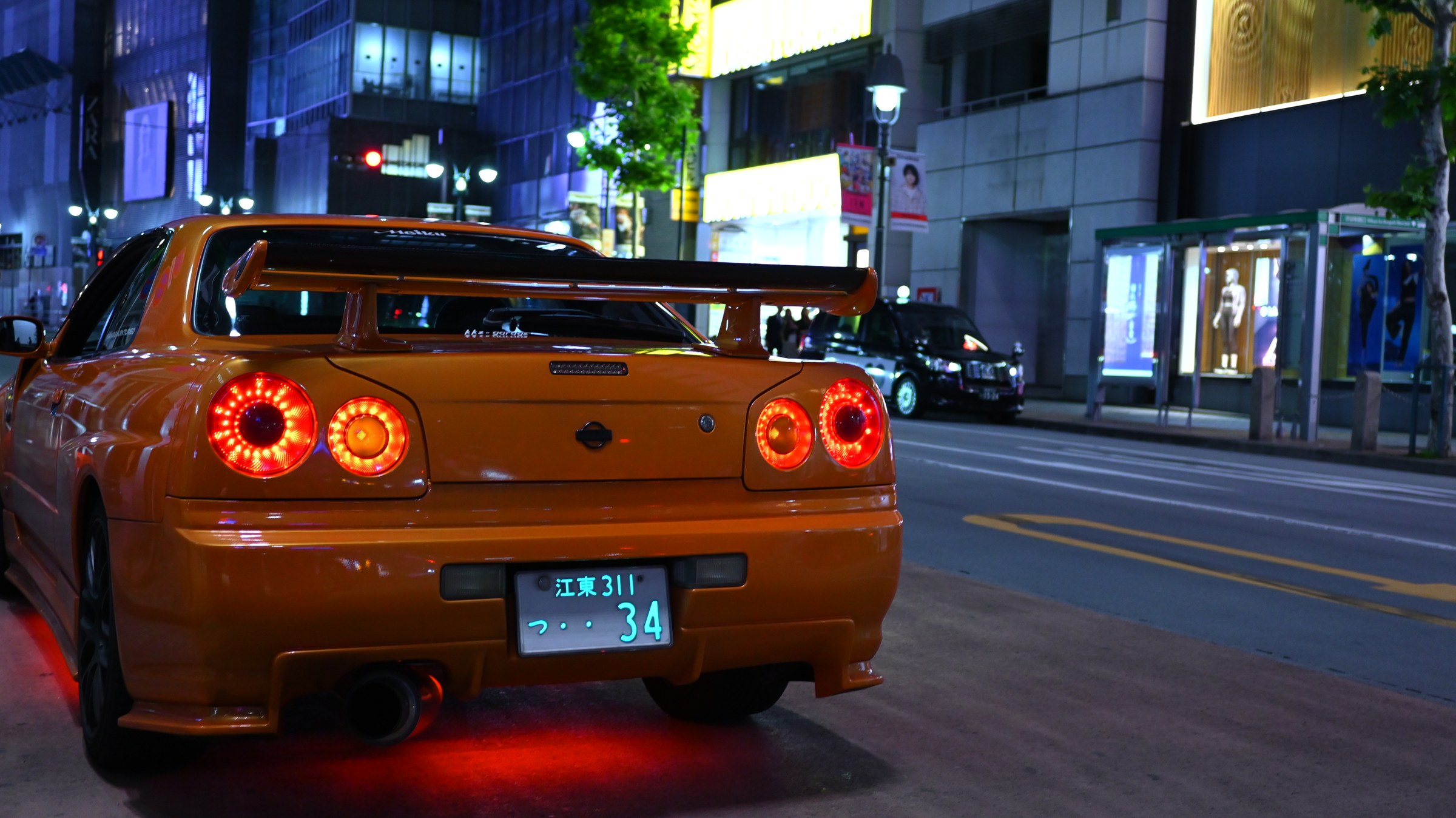 Orange Skyline GT-R tail lights
